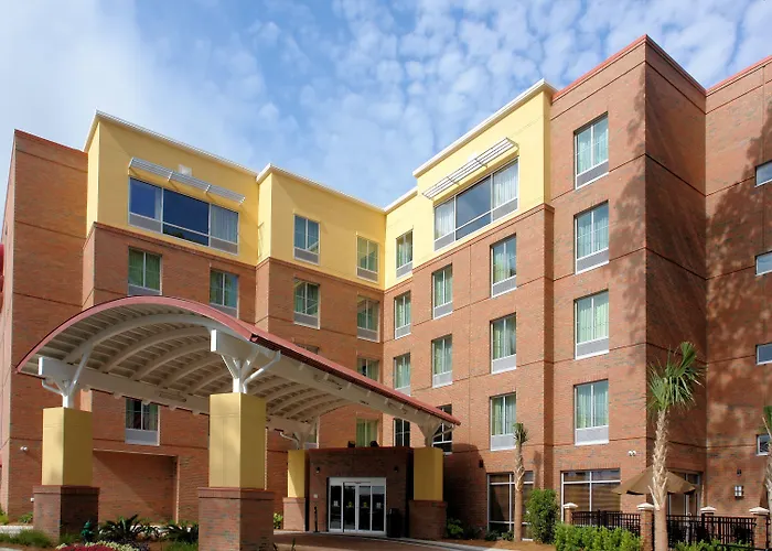 Comfort Suites Charleston West Ashley